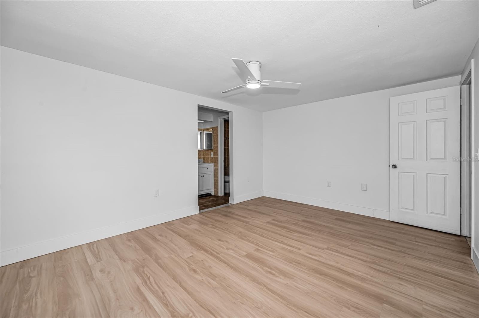 5817 10TH AVENUE — photo 16 of 41