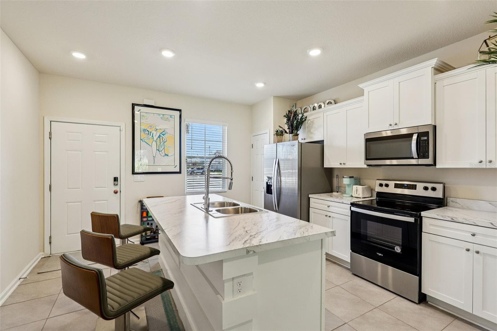 70 WHISPERING BROOK DRIVE — photo 9 of 28