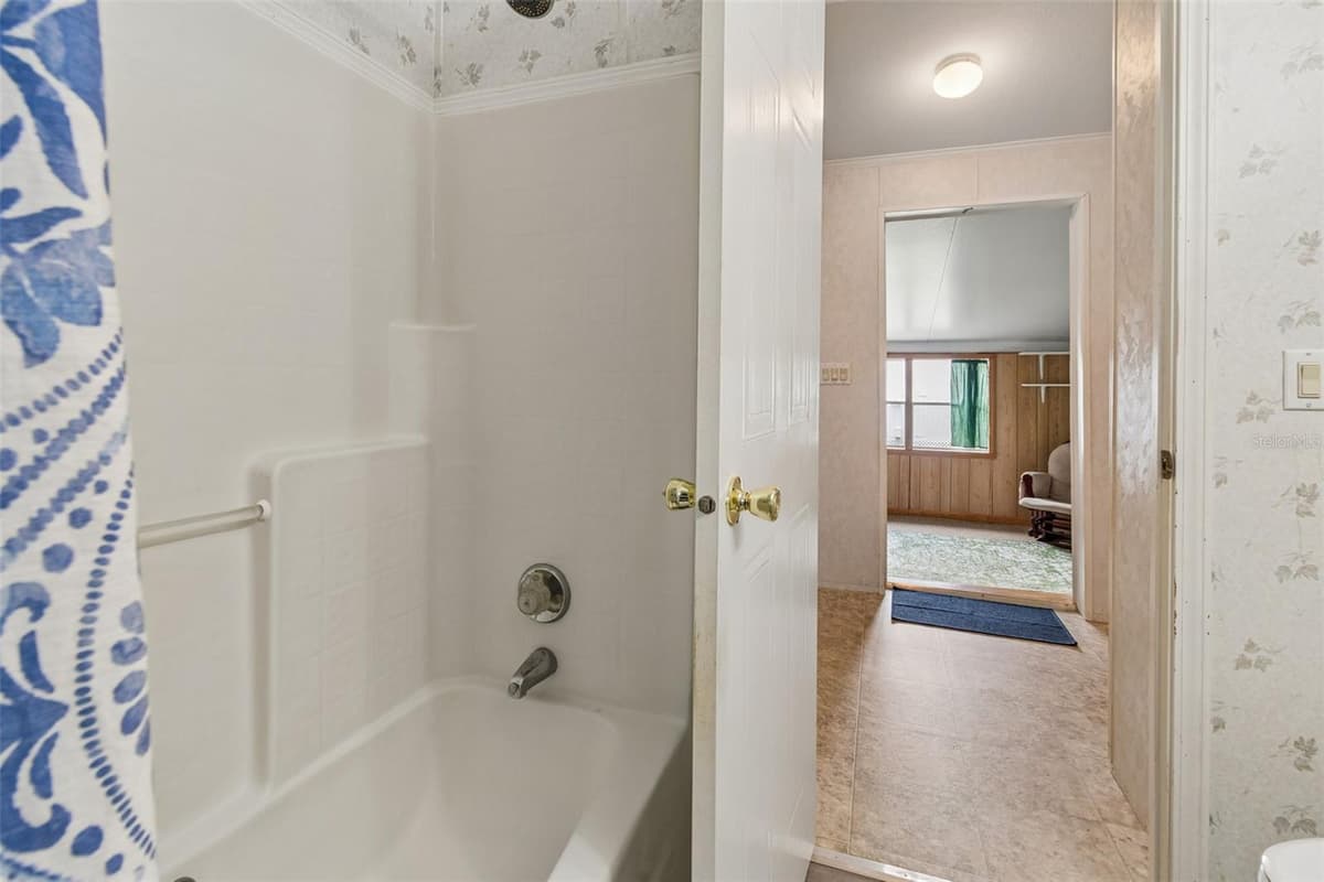 34992 FRASER STREET — photo 19 of 39