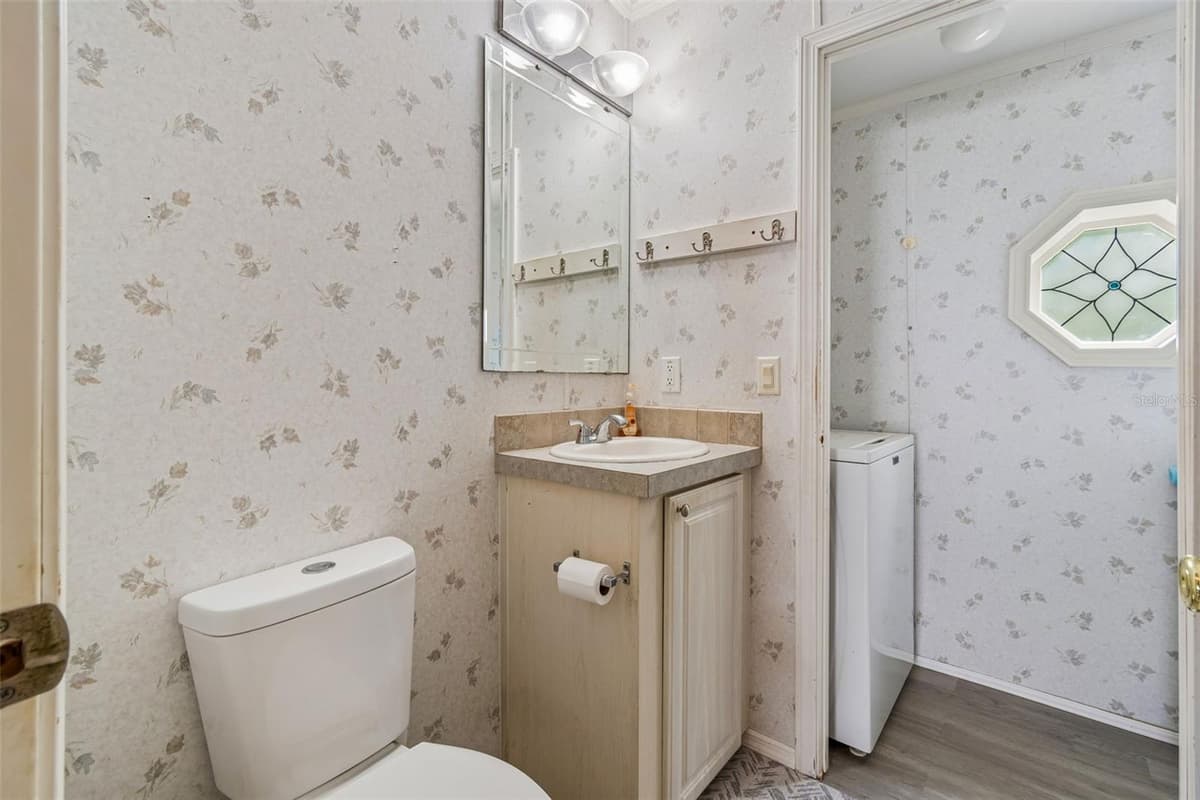 34992 FRASER STREET — photo 17 of 39
