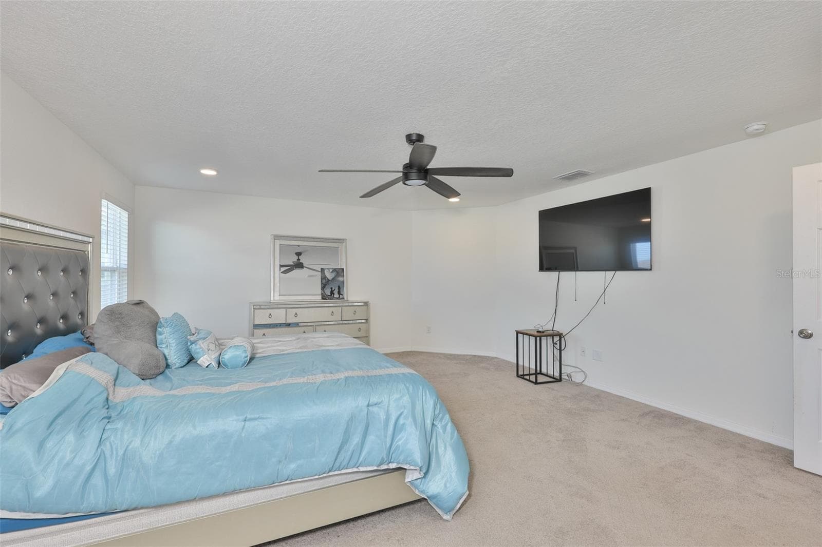 2927 MARINE GRASS DRIVE — photo 13 of 54
