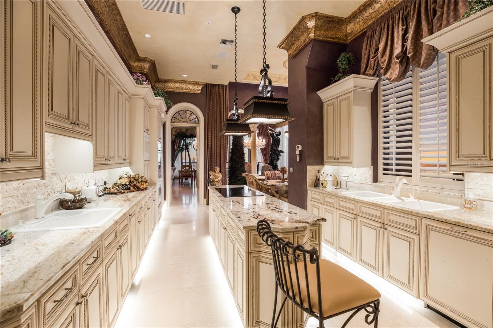 415 L AMBIANCE DRIVE — photo 19 of 55