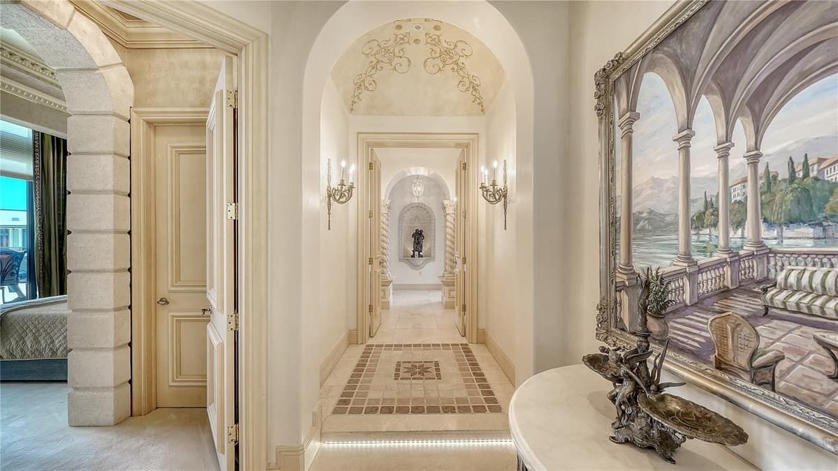 415 L AMBIANCE DRIVE — photo 30 of 60
