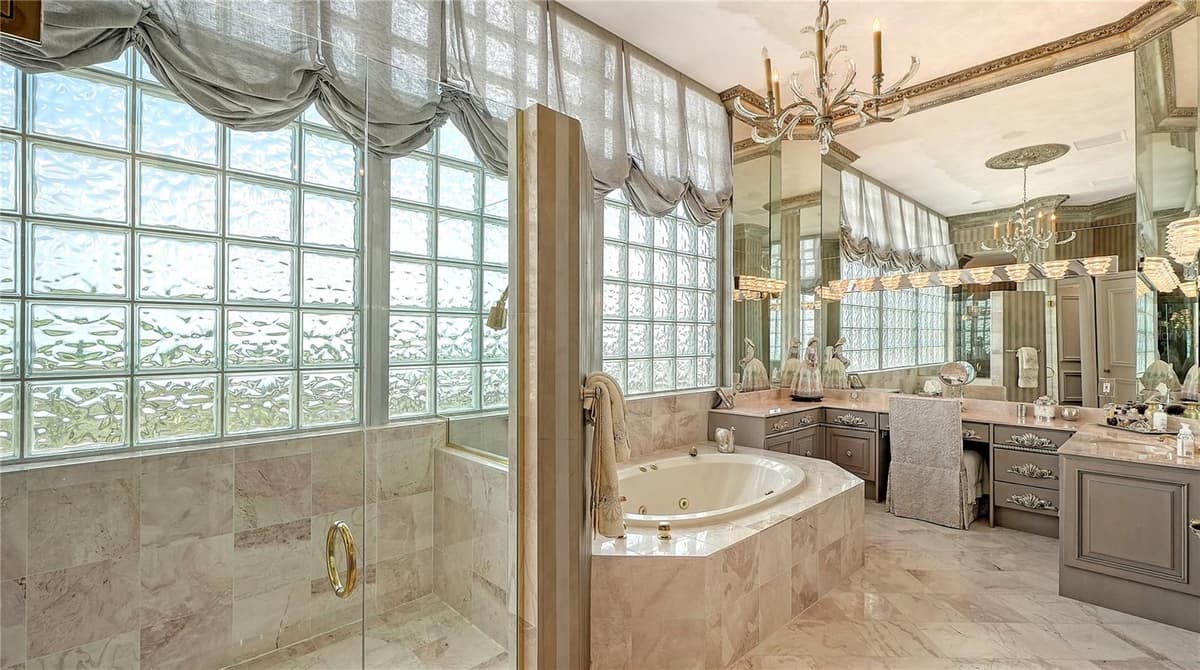 415 L AMBIANCE DRIVE — photo 35 of 60