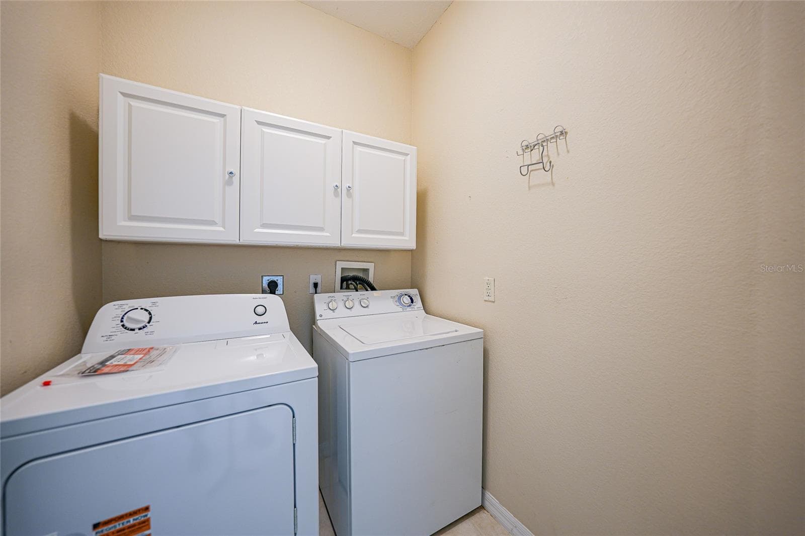 24191 BUCKINGHAM WAY — photo 33 of 63