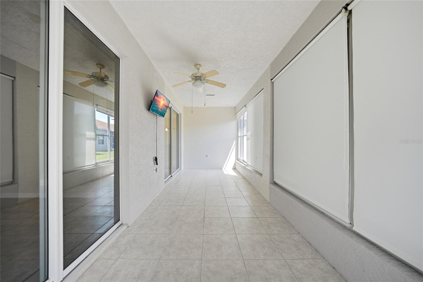 24191 BUCKINGHAM WAY — photo 36 of 63