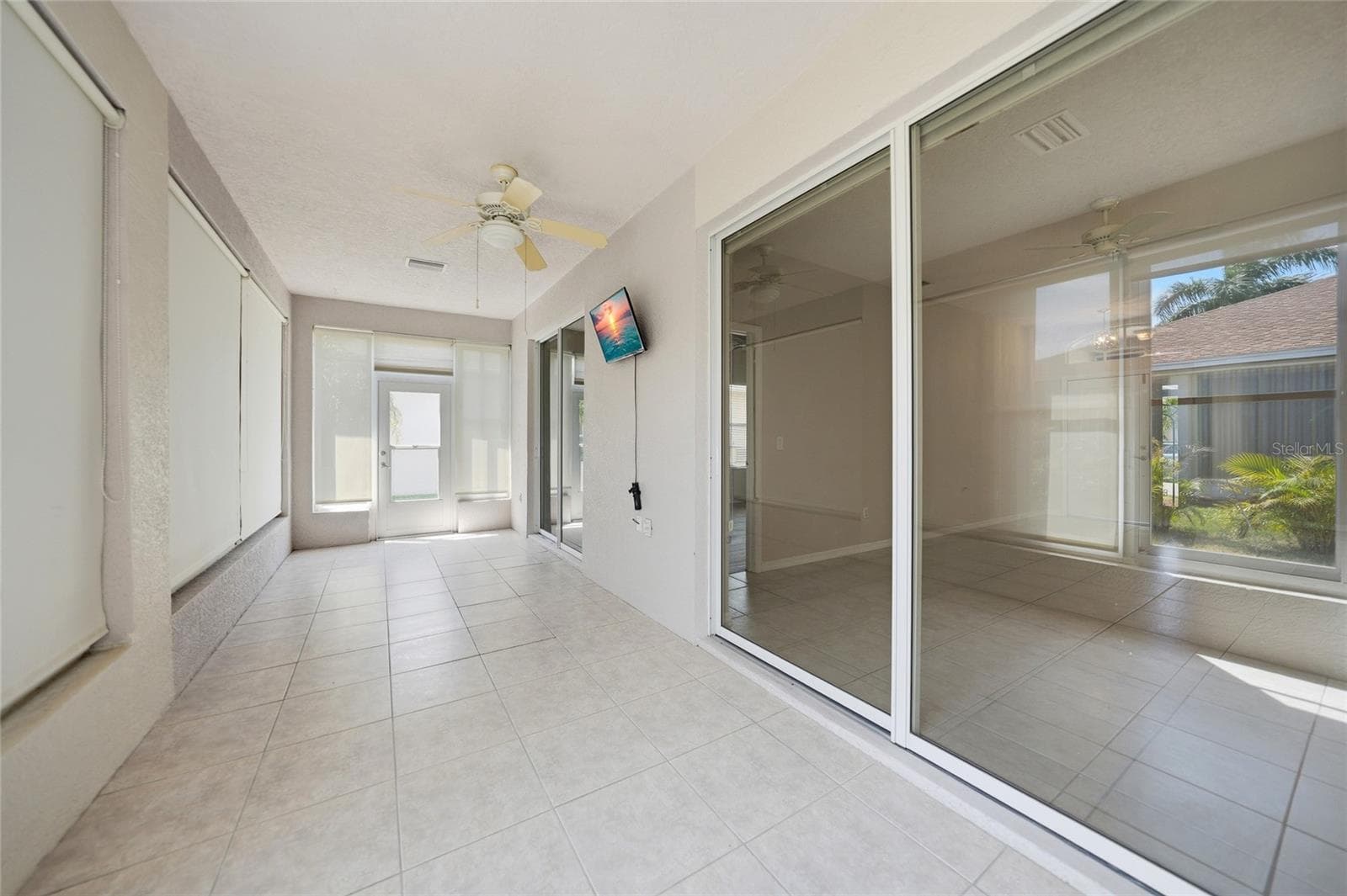24191 BUCKINGHAM WAY — photo 35 of 63