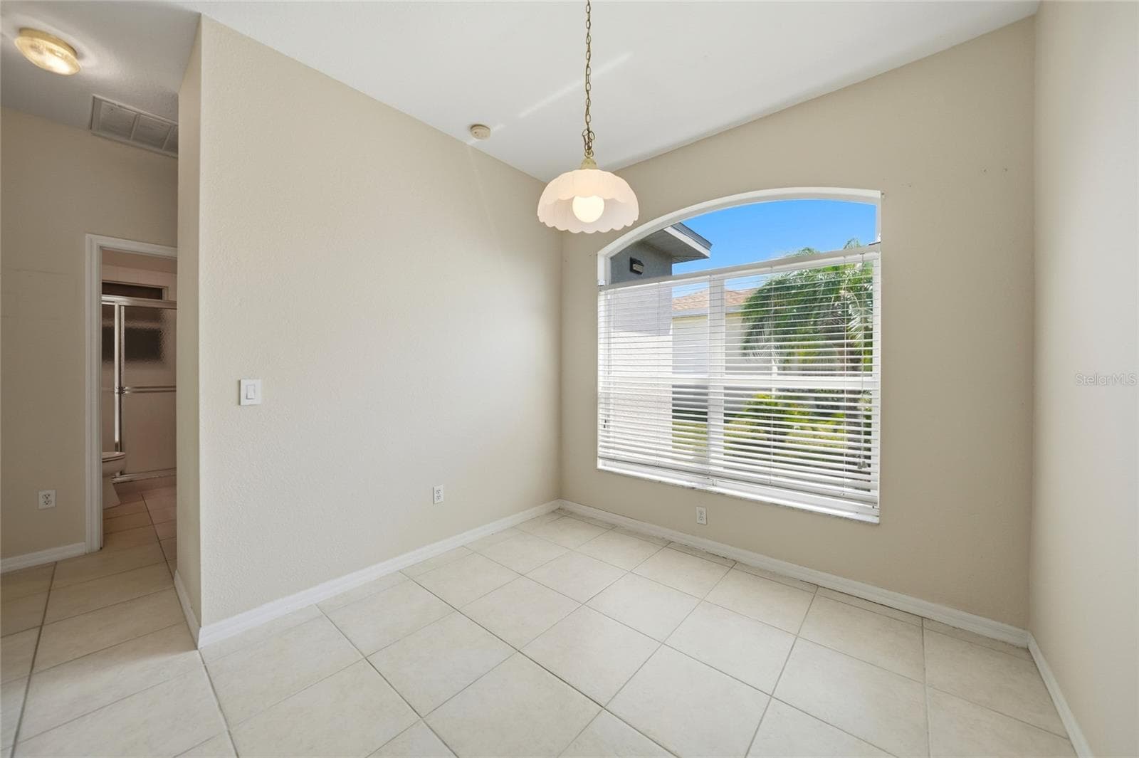 24191 BUCKINGHAM WAY — photo 15 of 63