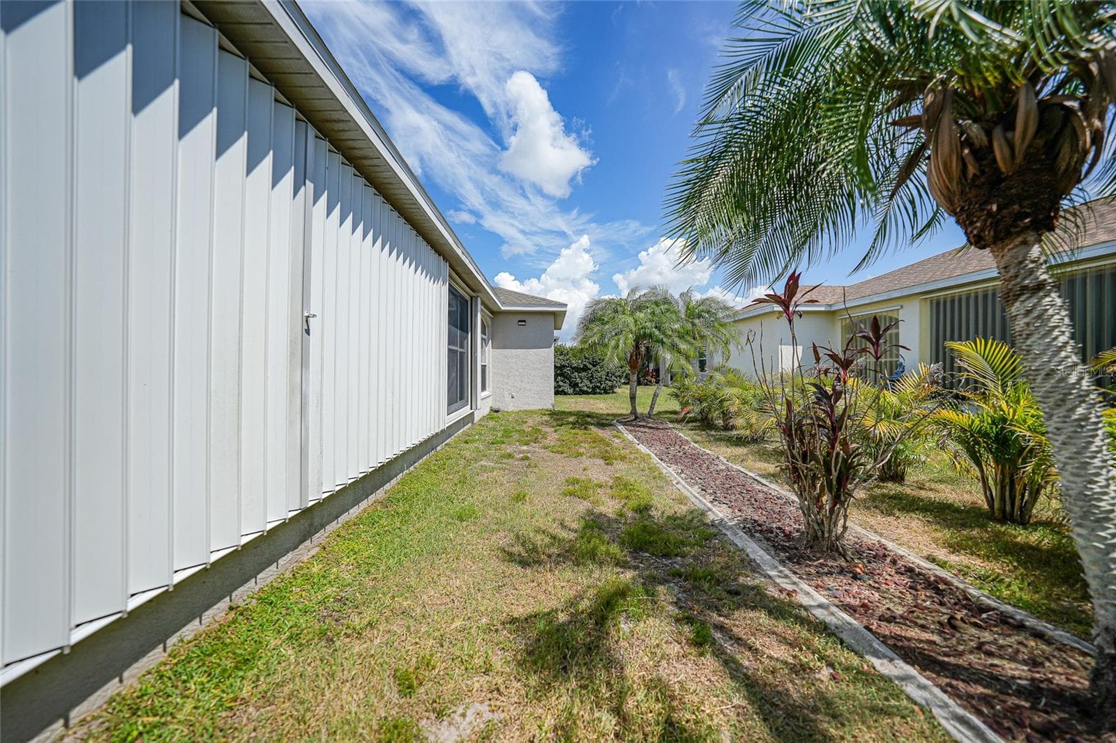 24191 BUCKINGHAM WAY — photo 39 of 63