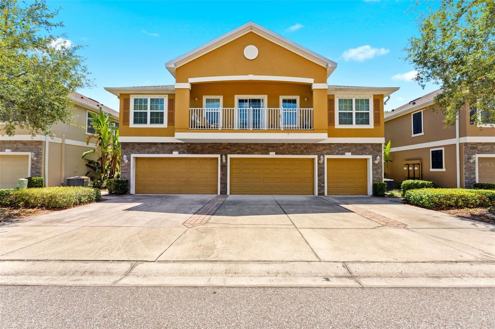 7001 INTERBAY BLVD — photo 1 of 38
