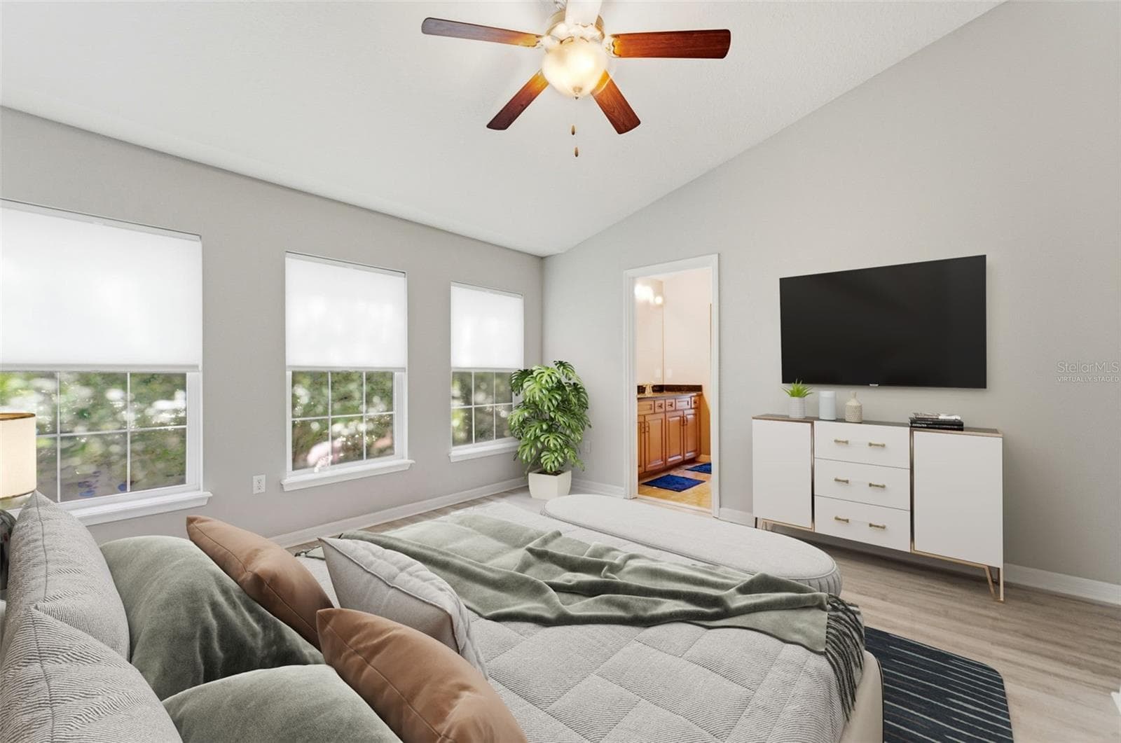 7001 INTERBAY BLVD — photo 14 of 38