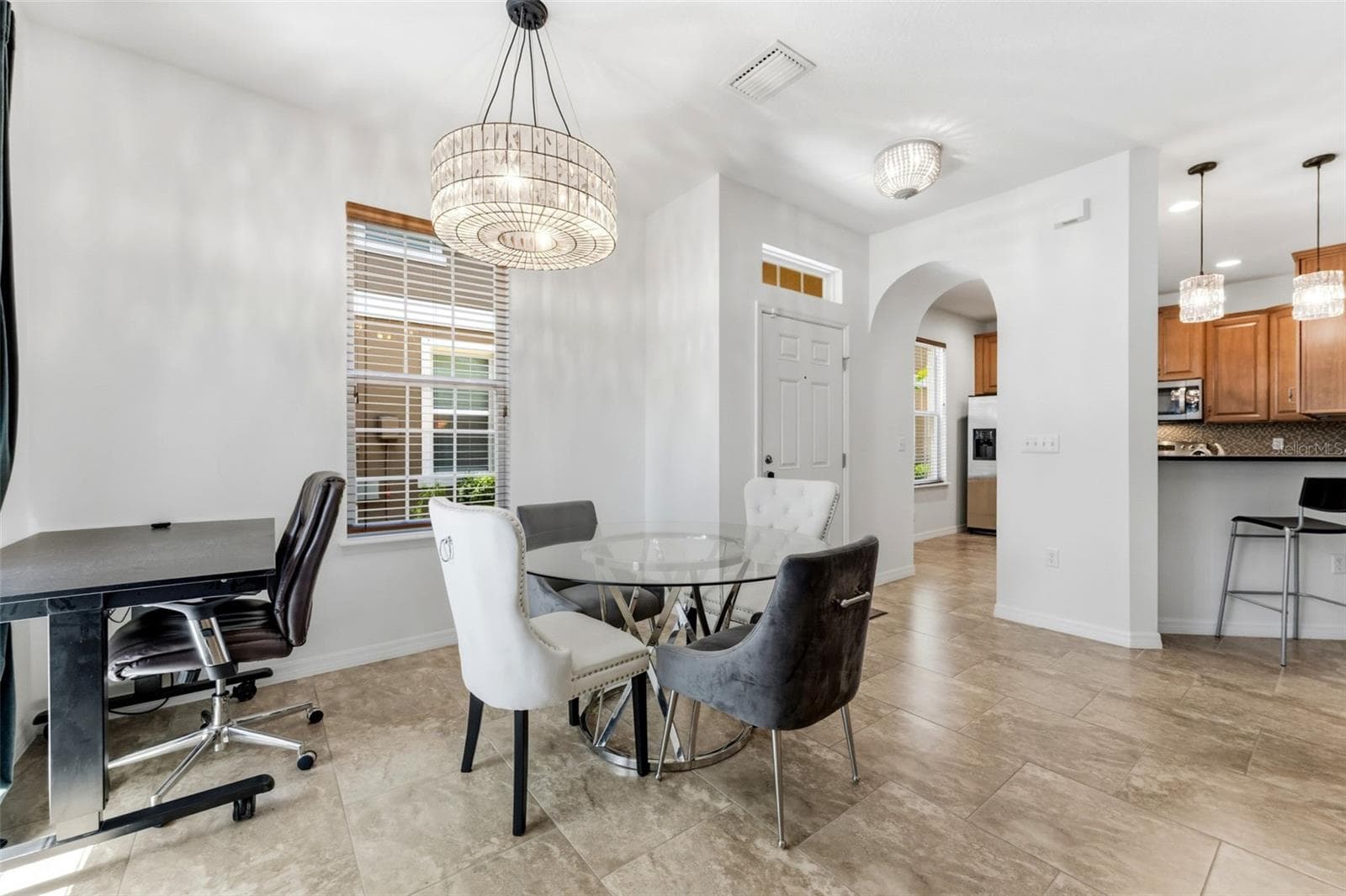 7001 INTERBAY BLVD — photo 11 of 38