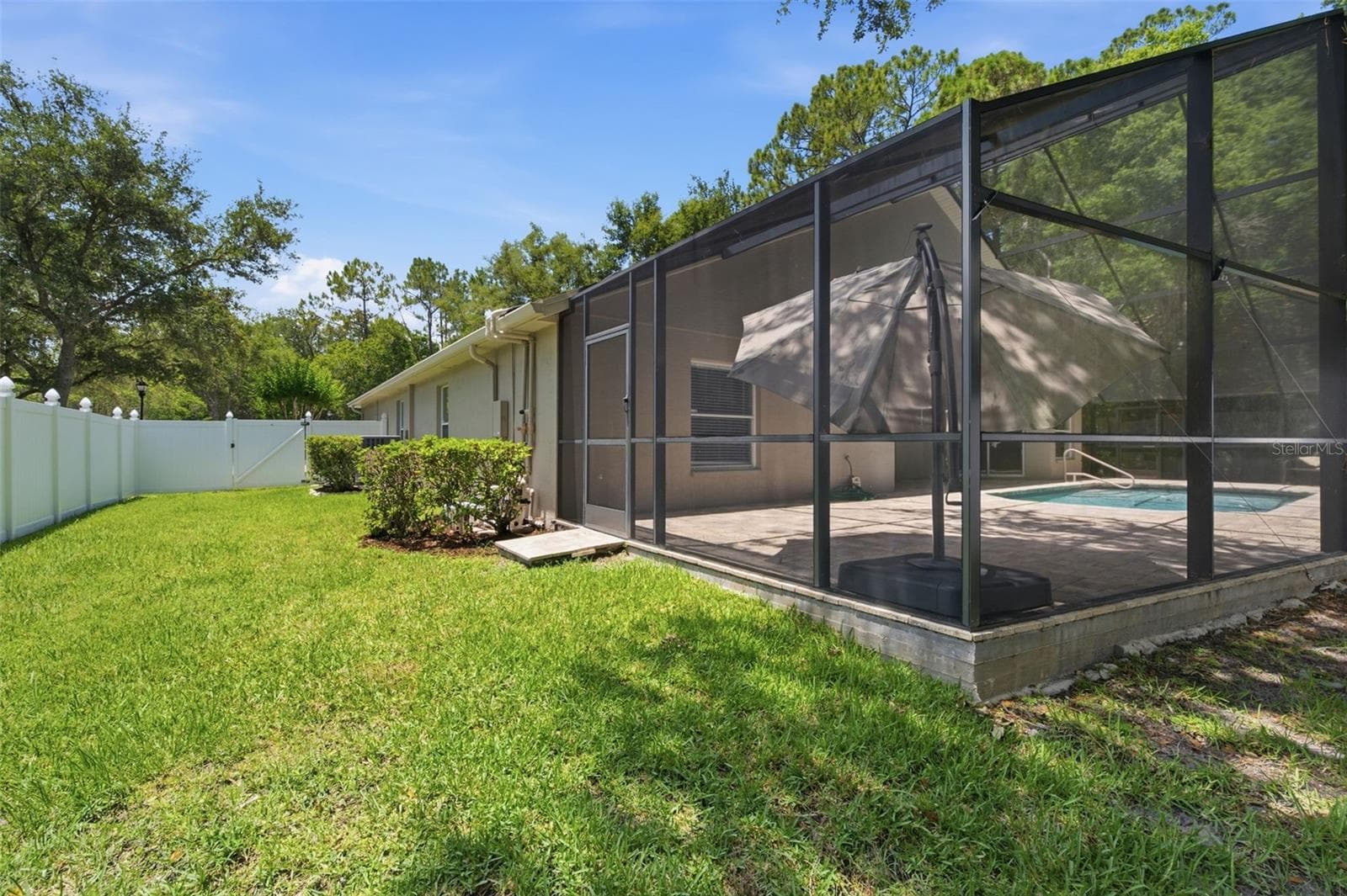 8102 KENDELWICK COURT — photo 48 of 65