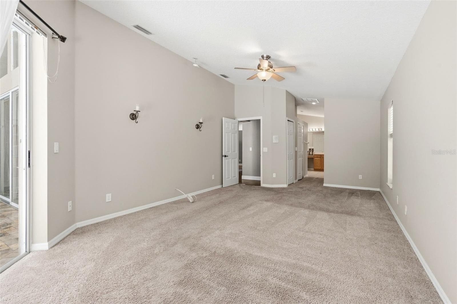 8102 KENDELWICK COURT — photo 22 of 65