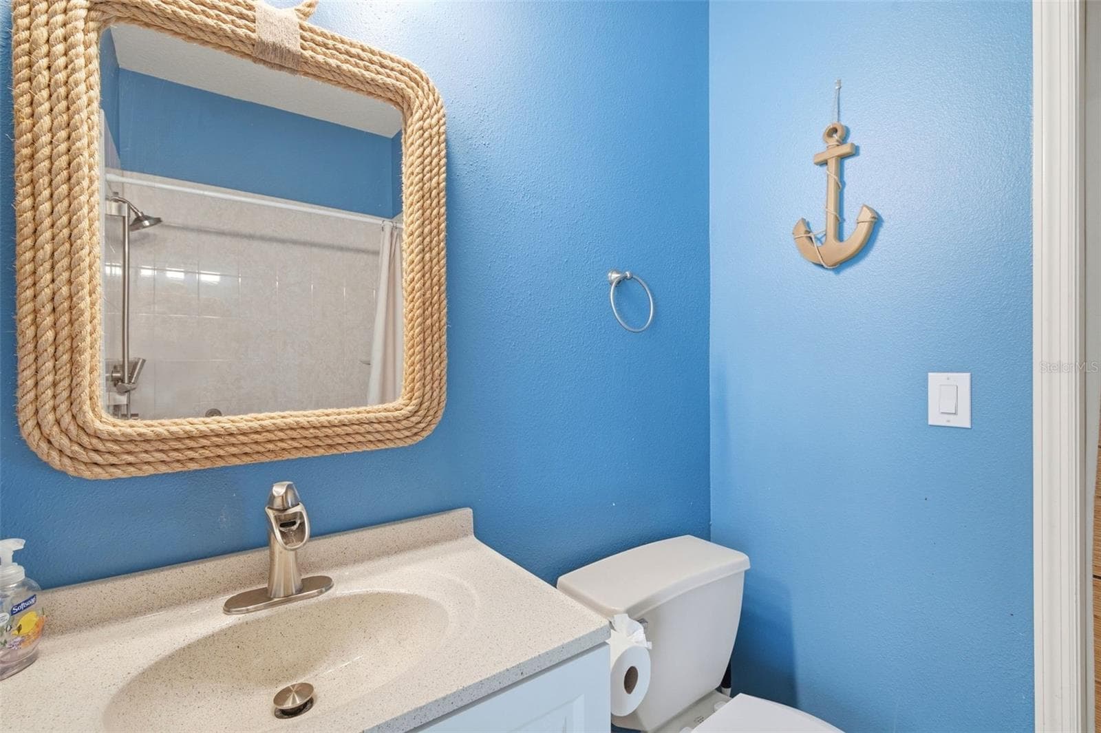 8102 KENDELWICK COURT — photo 39 of 65