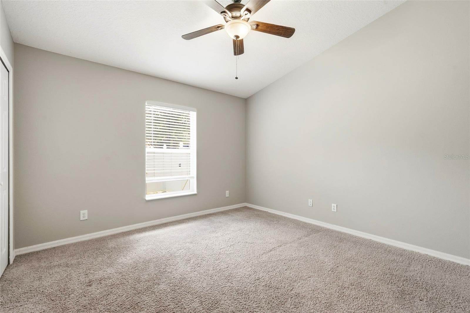 8102 KENDELWICK COURT — photo 27 of 65