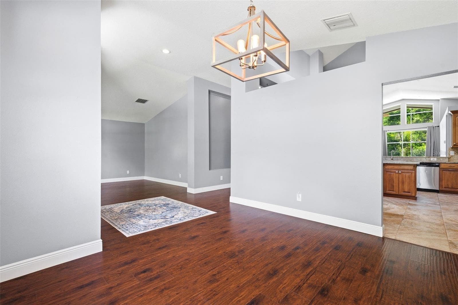 8102 KENDELWICK COURT — photo 9 of 65