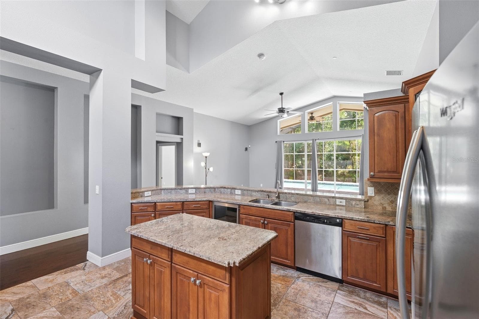 8102 KENDELWICK COURT — photo 14 of 65