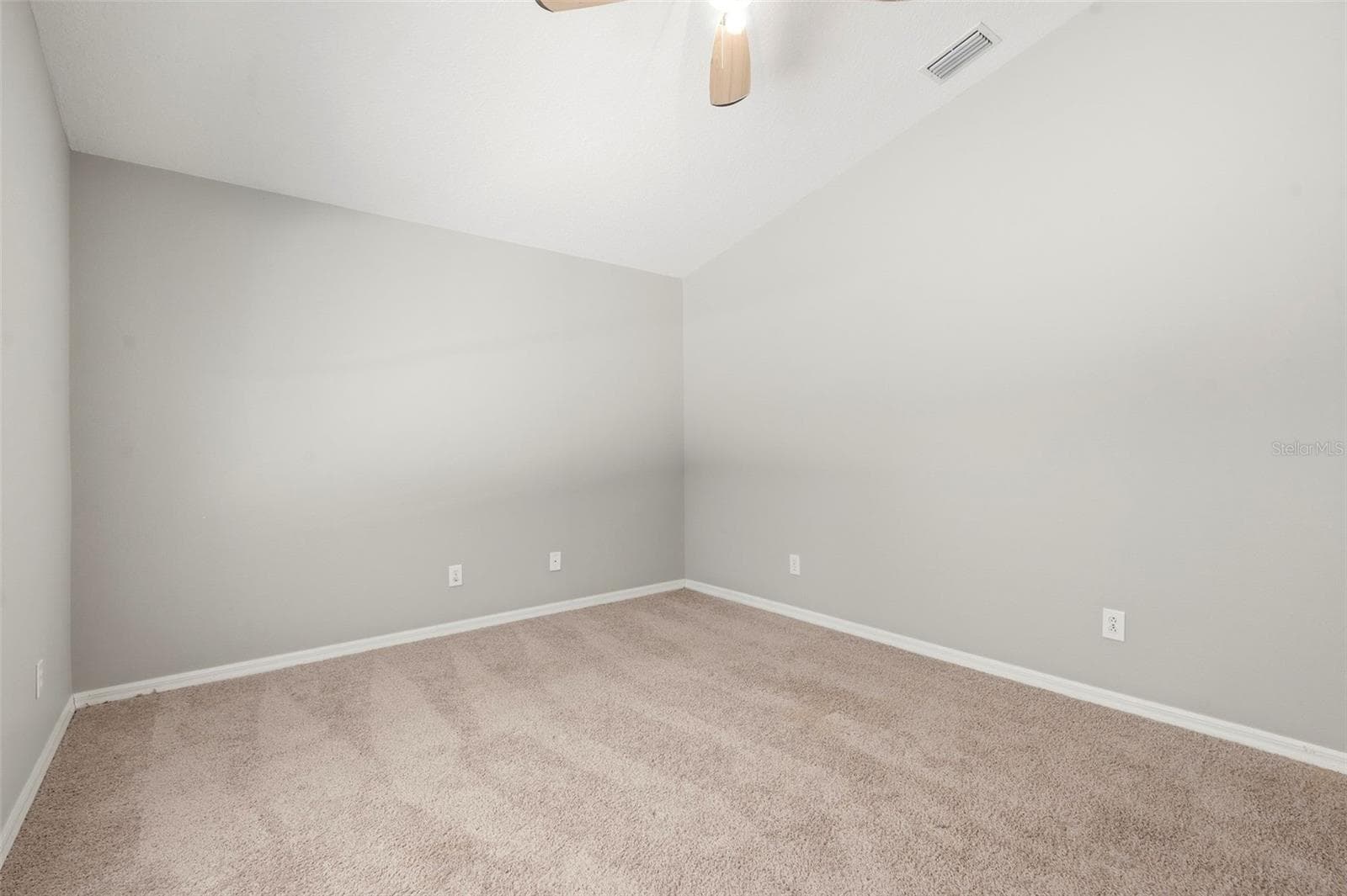 8102 KENDELWICK COURT — photo 36 of 65