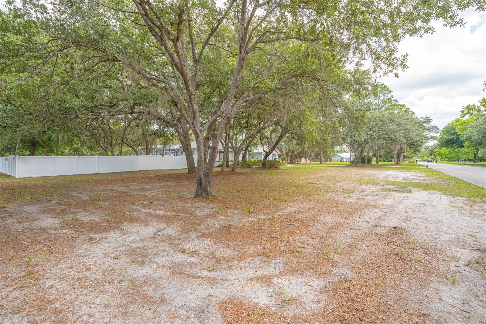 361 LAKE LENELLE DRIVE — photo 66 of 76