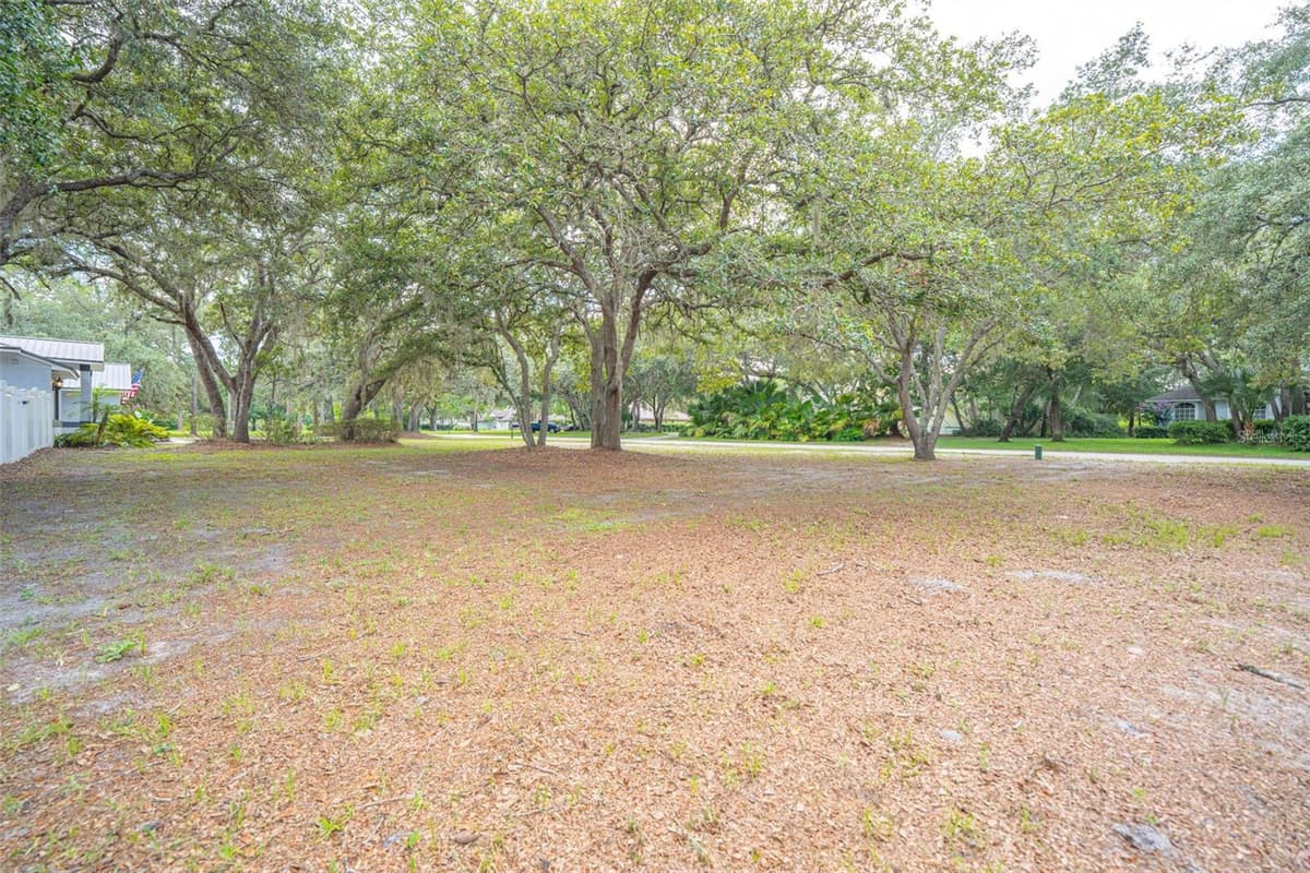 361 LAKE LENELLE DRIVE — photo 65 of 76