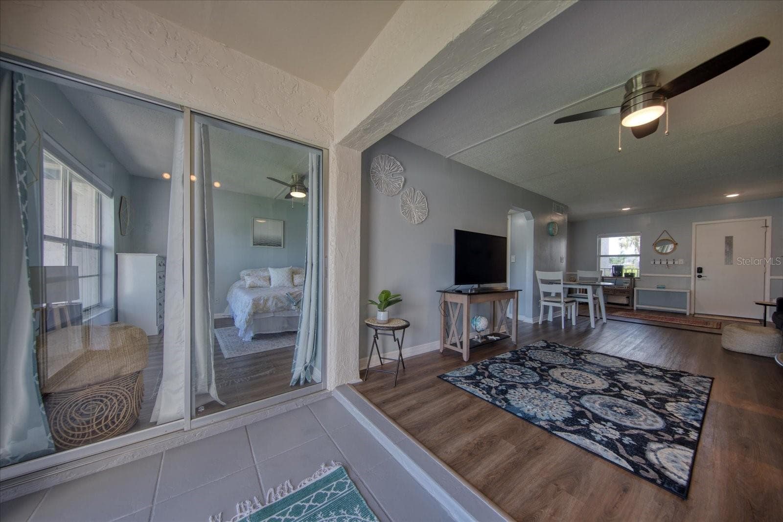 712 CORDOVA GREENS — photo 13 of 21
