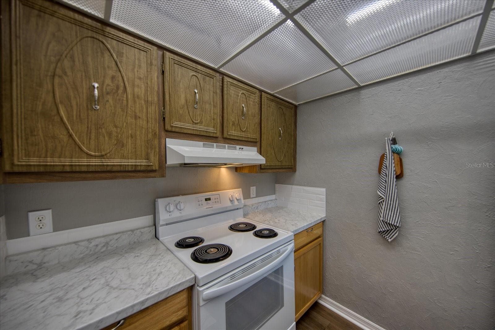 712 CORDOVA GREENS — photo 7 of 21