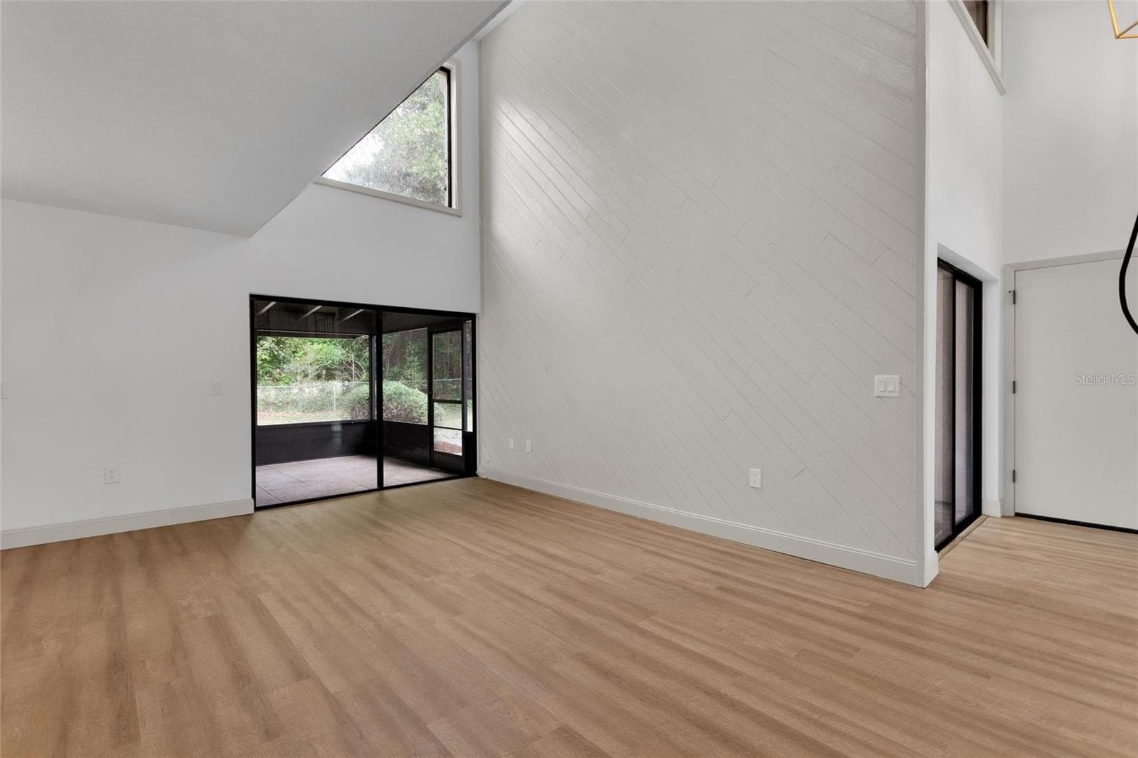 3948 ORCHARD HILL CIRCLE — photo 7 of 48