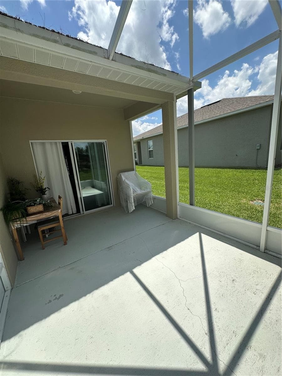 27001 WHITE PLAINS WAY — photo 31 of 43