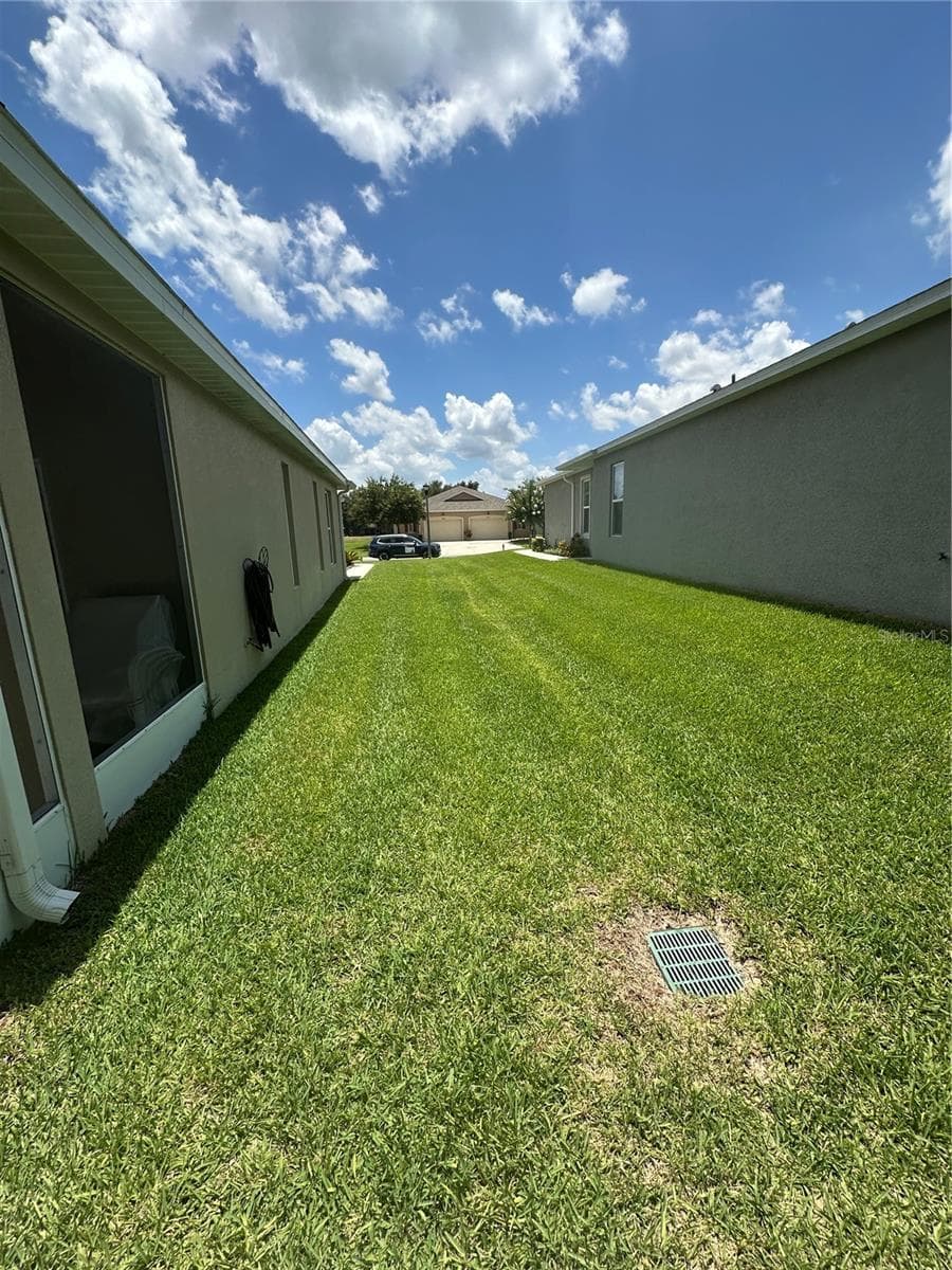 27001 WHITE PLAINS WAY — photo 38 of 43