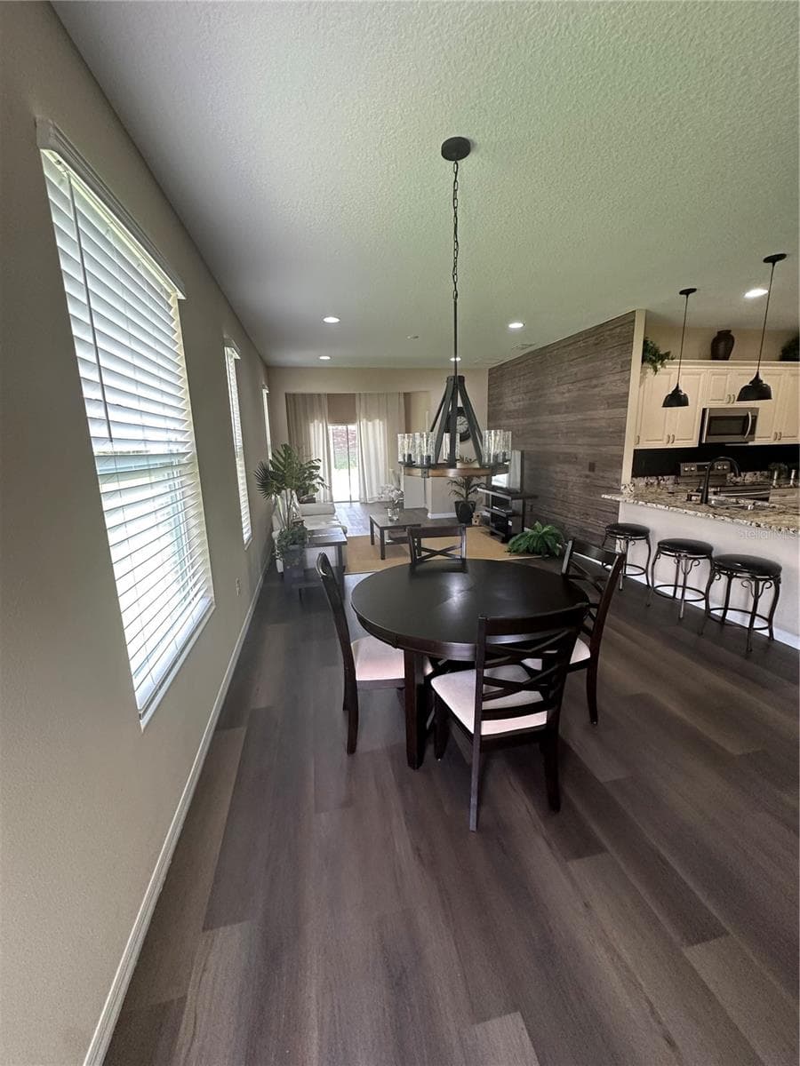 27001 WHITE PLAINS WAY — photo 3 of 43