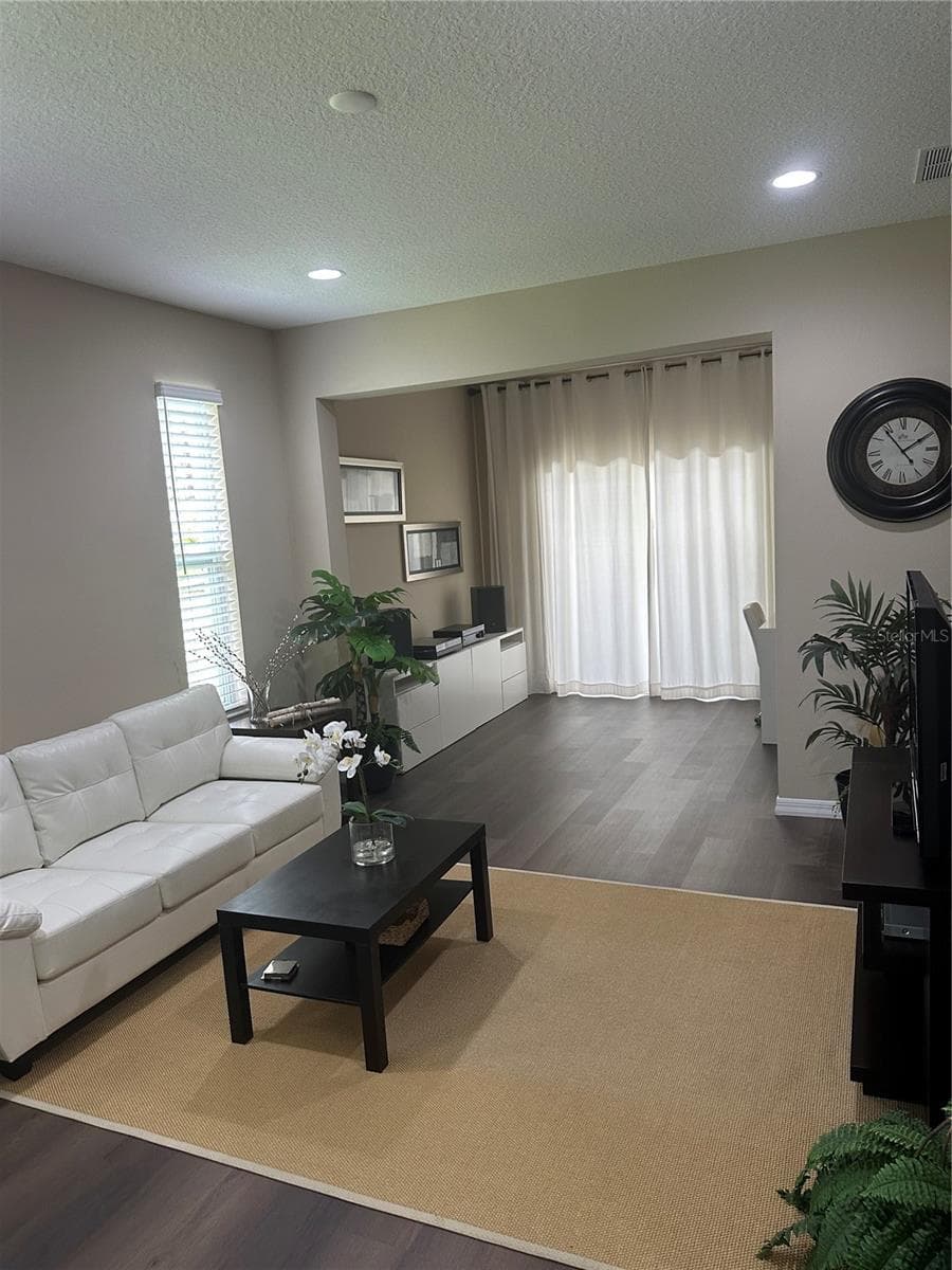 27001 WHITE PLAINS WAY — photo 8 of 43