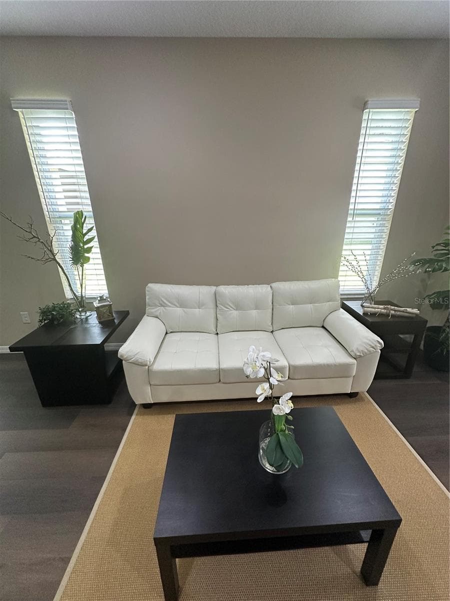 27001 WHITE PLAINS WAY — photo 9 of 43