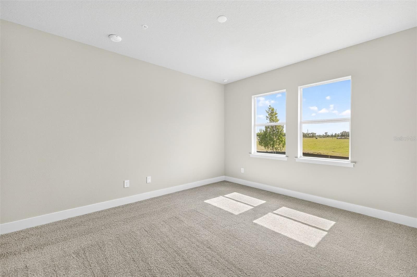 17420 MOONFLOWER DRIVE — photo 15 of 45