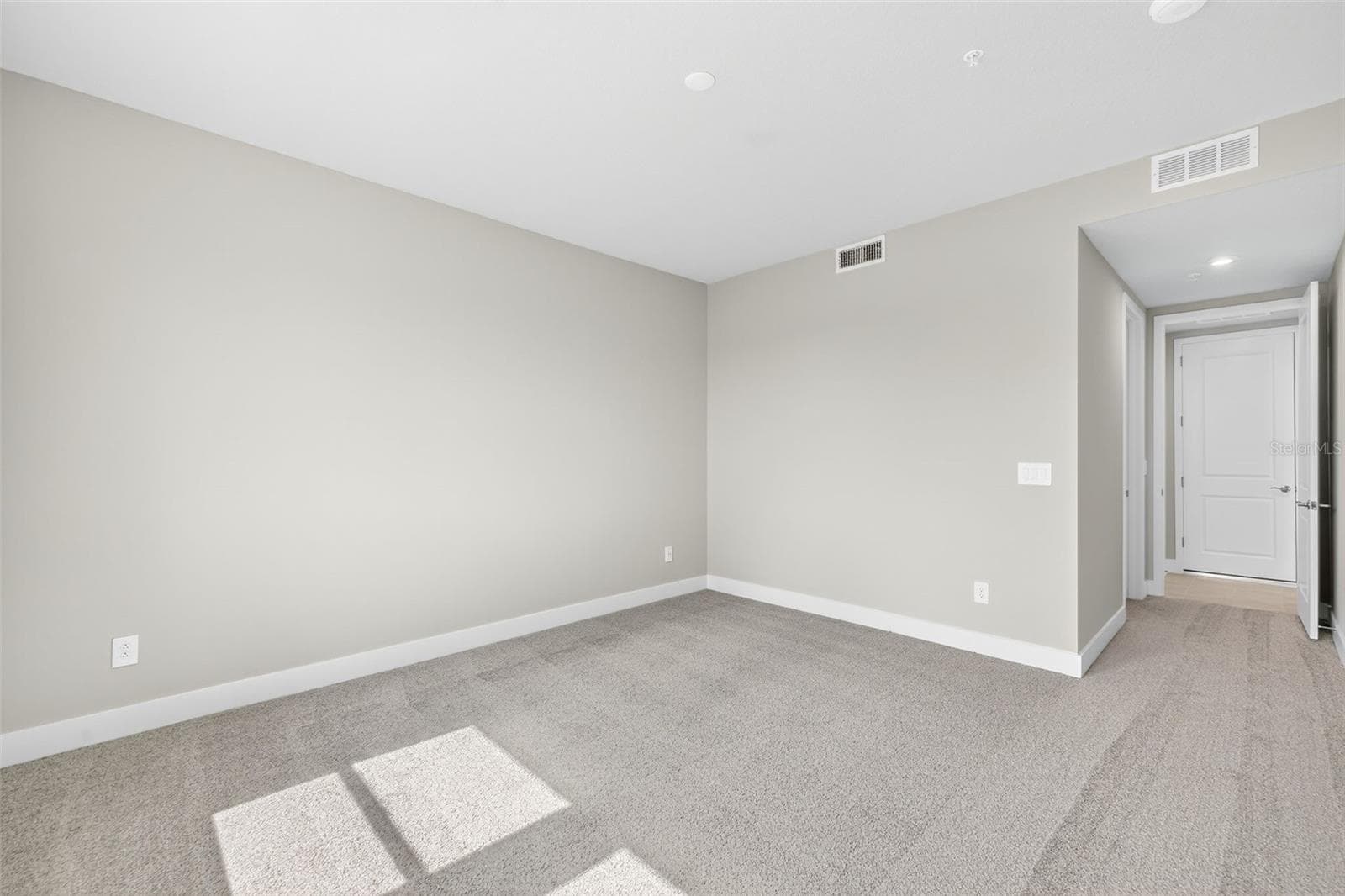 17420 MOONFLOWER DRIVE — photo 14 of 45