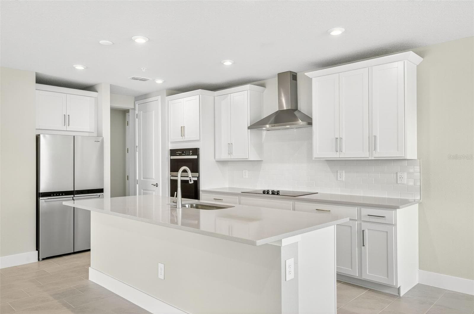 17420 MOONFLOWER DRIVE — photo 10 of 45