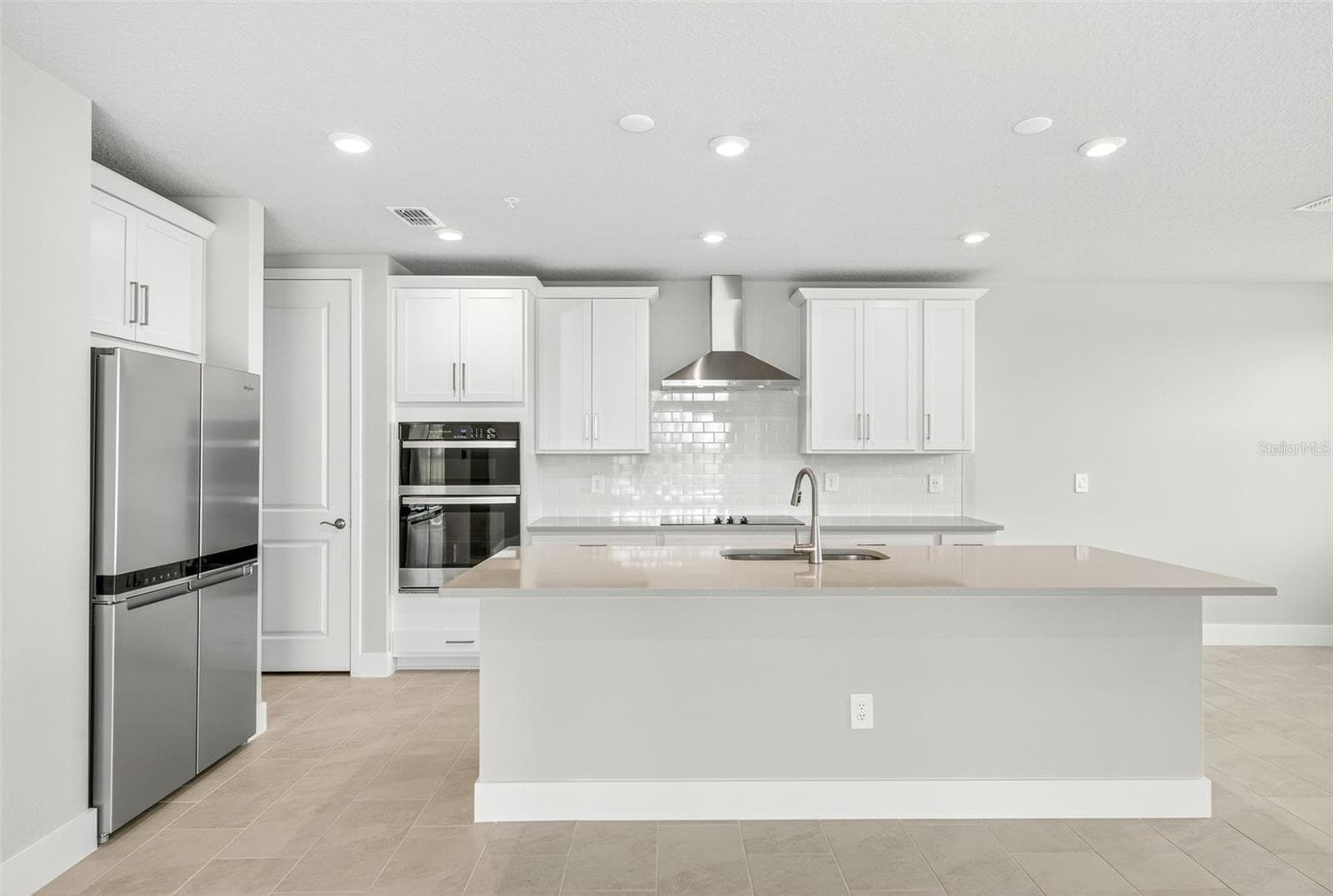 17420 MOONFLOWER DRIVE — photo 9 of 45
