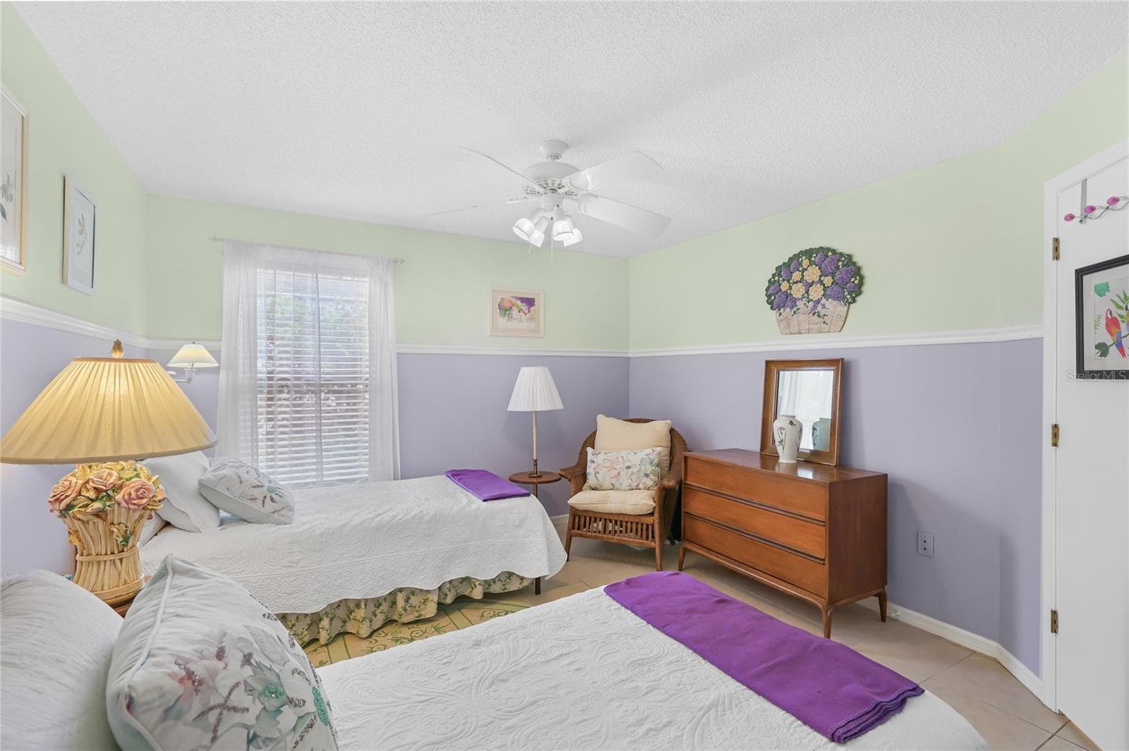 4616 VINTAGE DRIVE — photo 28 of 37