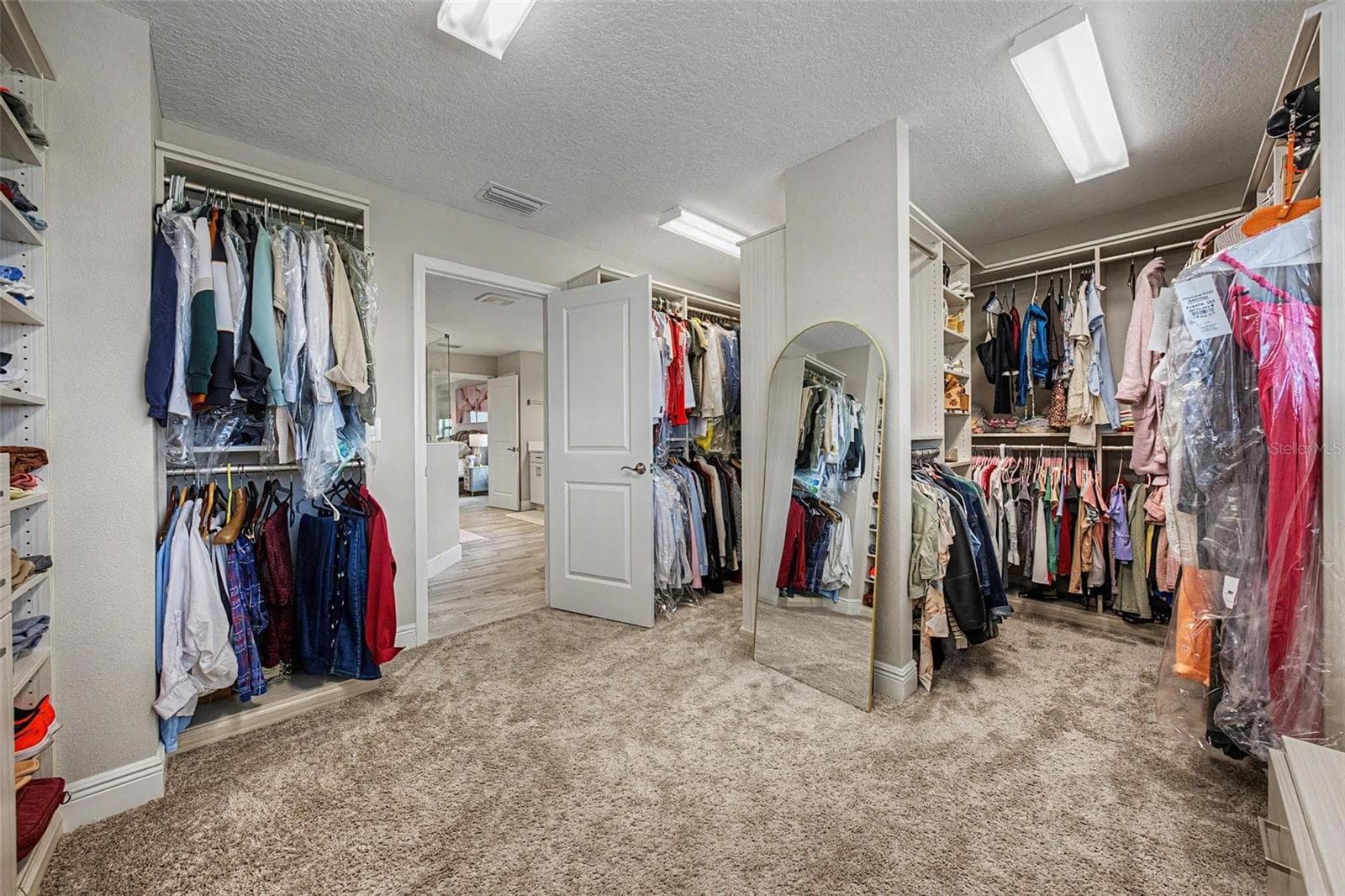 12834 BOGGY CREEK DRIVE — photo 33 of 58