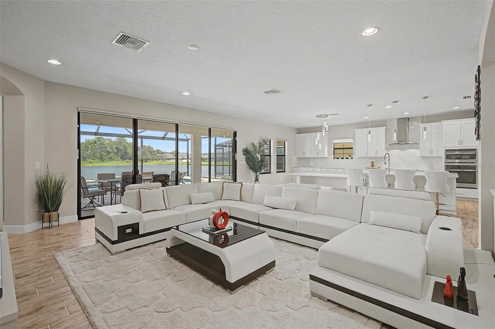 12834 BOGGY CREEK DRIVE — photo 10 of 58