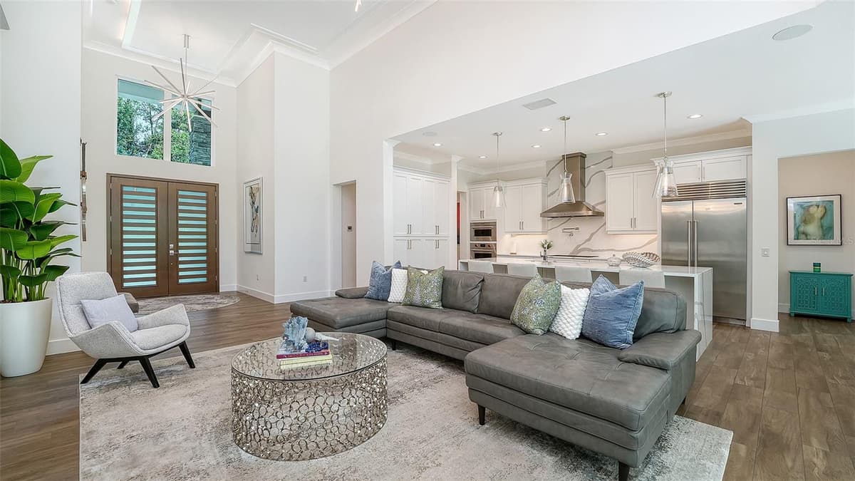 1838 OLEANDER STREET — photo 15 of 84