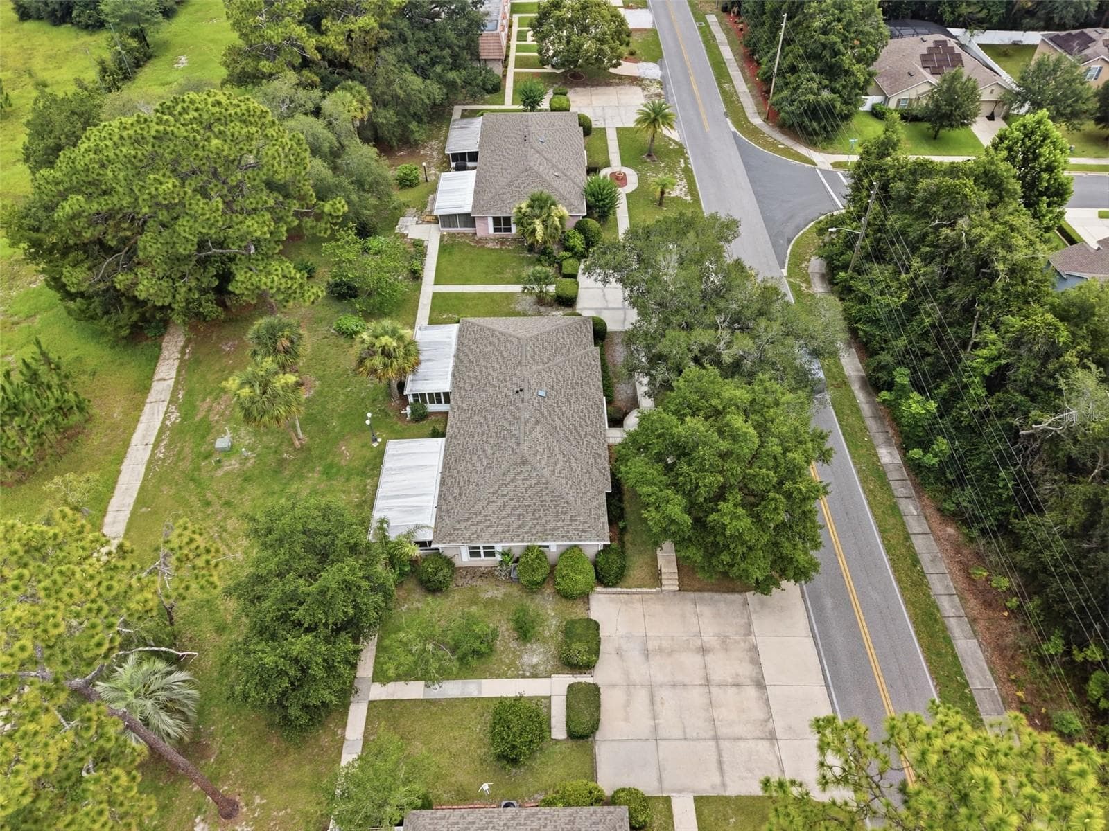 820 HILL AVENUE — photo 36 of 43