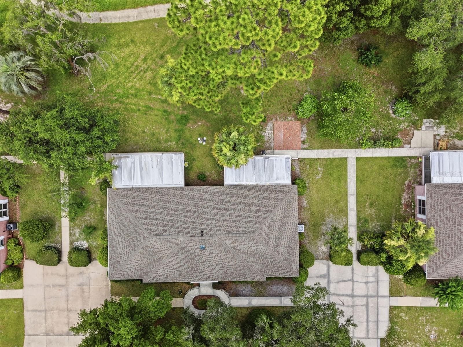 820 HILL AVENUE — photo 35 of 43