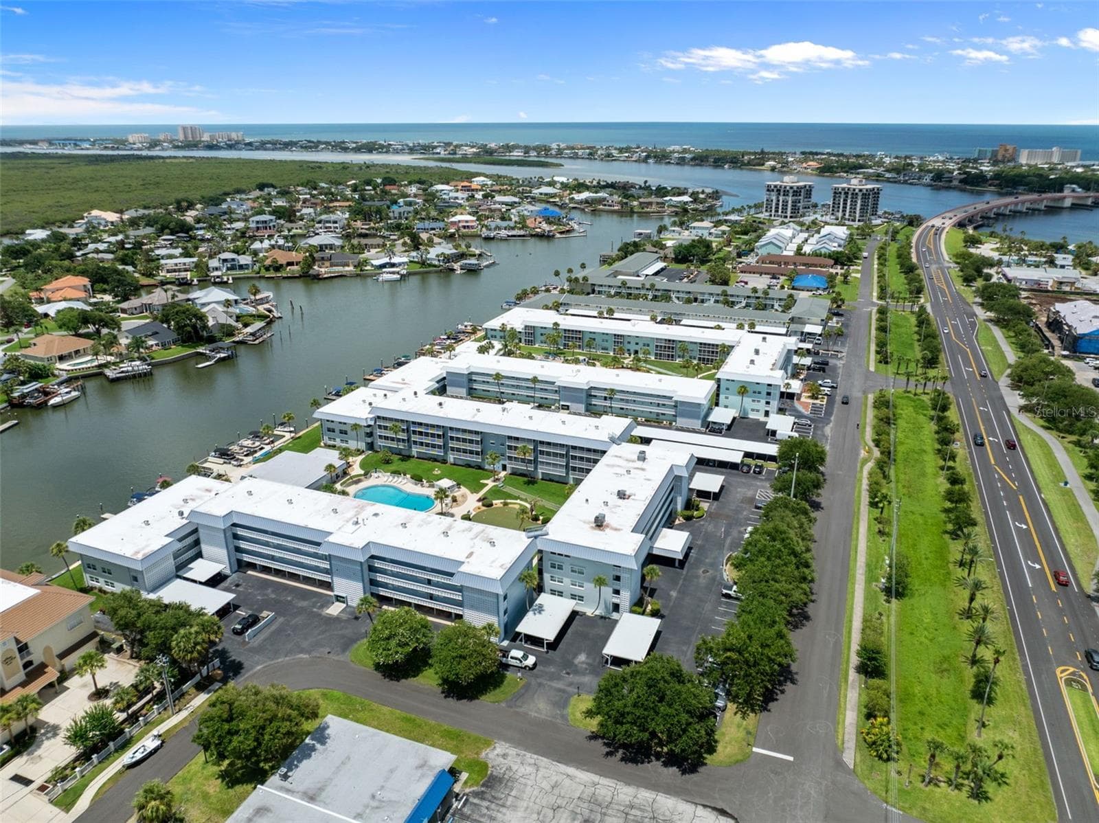 315 CAUSEWAY — photo 40 of 42