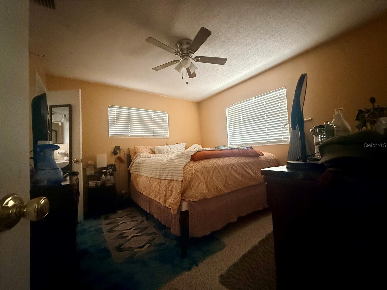 611 RIDGEFIELD AVENUE — photo 6 of 10