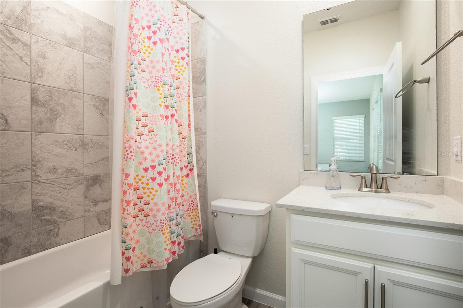 170 WOODED VINE DRIVE — photo 35 of 44