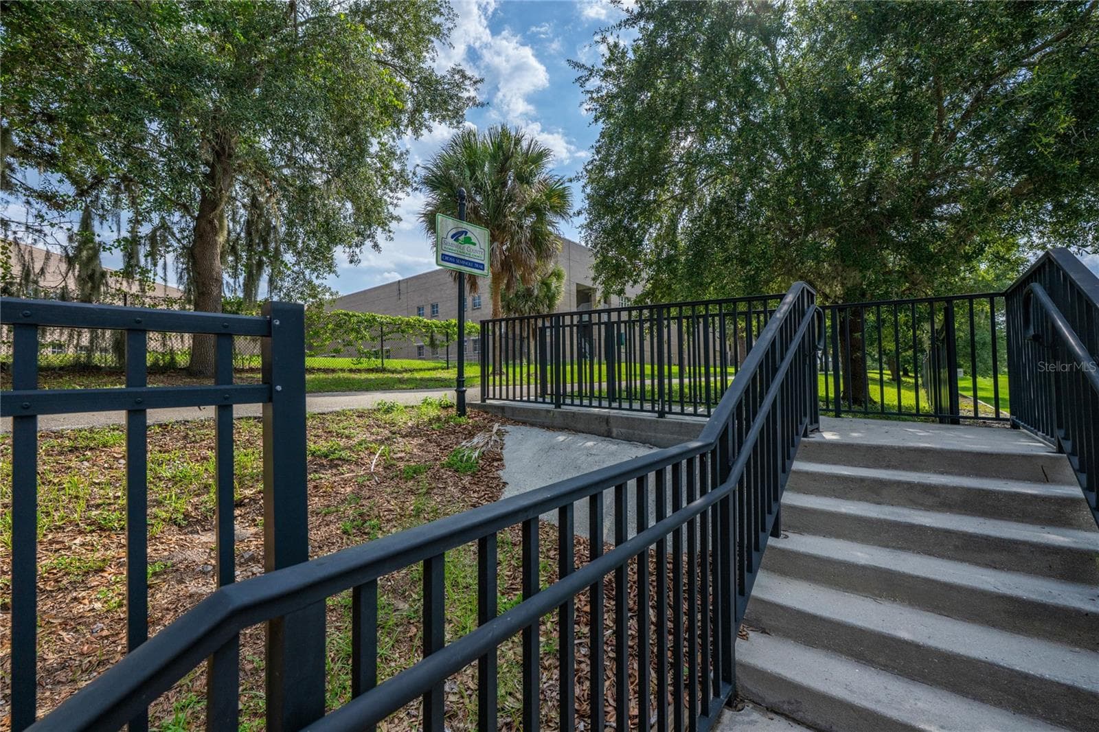 453 GEE HAMMOCK LANE — photo 8 of 62