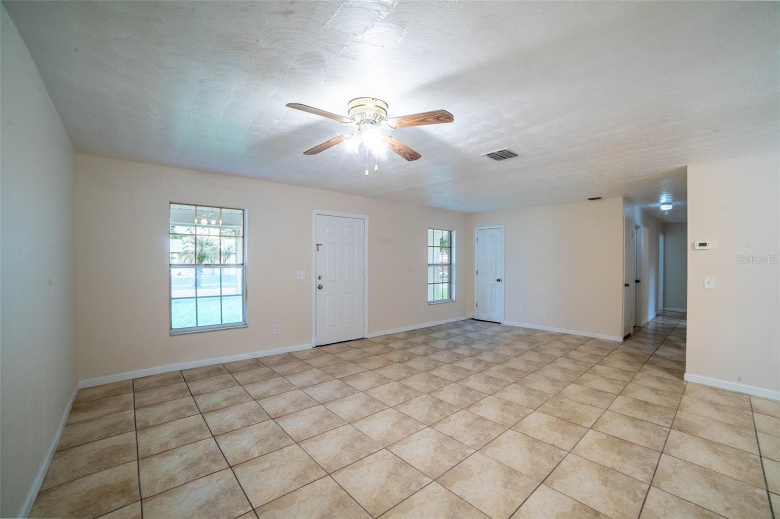 377 JEFFERSON DRIVE — photo 12 of 45