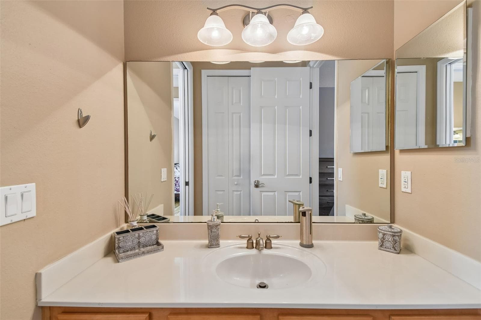 1489 ARBITUS CIRCLE — photo 41 of 75