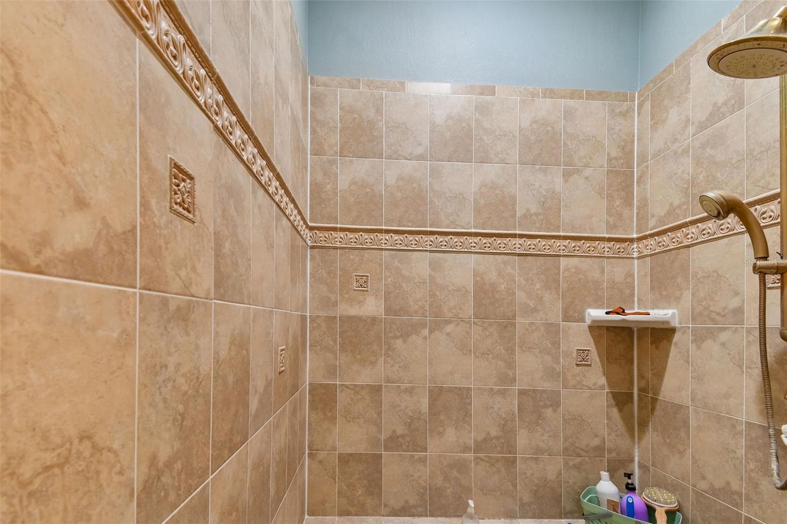 1489 ARBITUS CIRCLE — photo 32 of 75